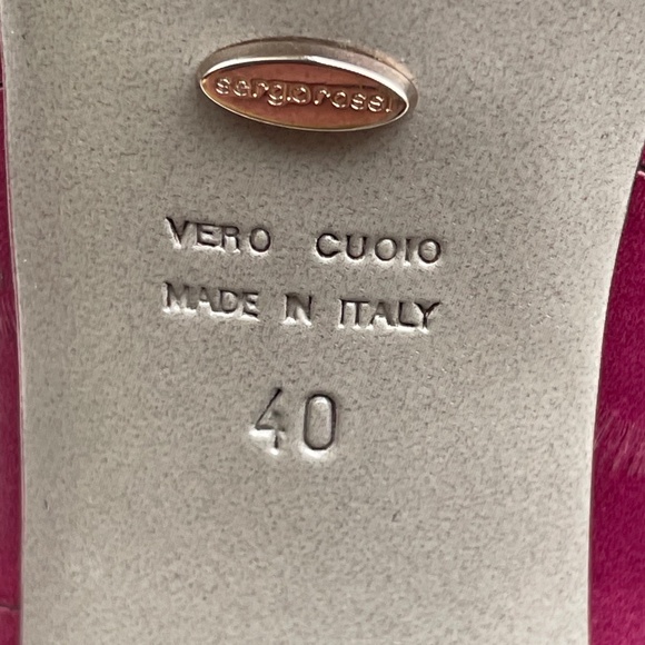 Sergio Rossi fuchsia pumps - Picture 4 of 4